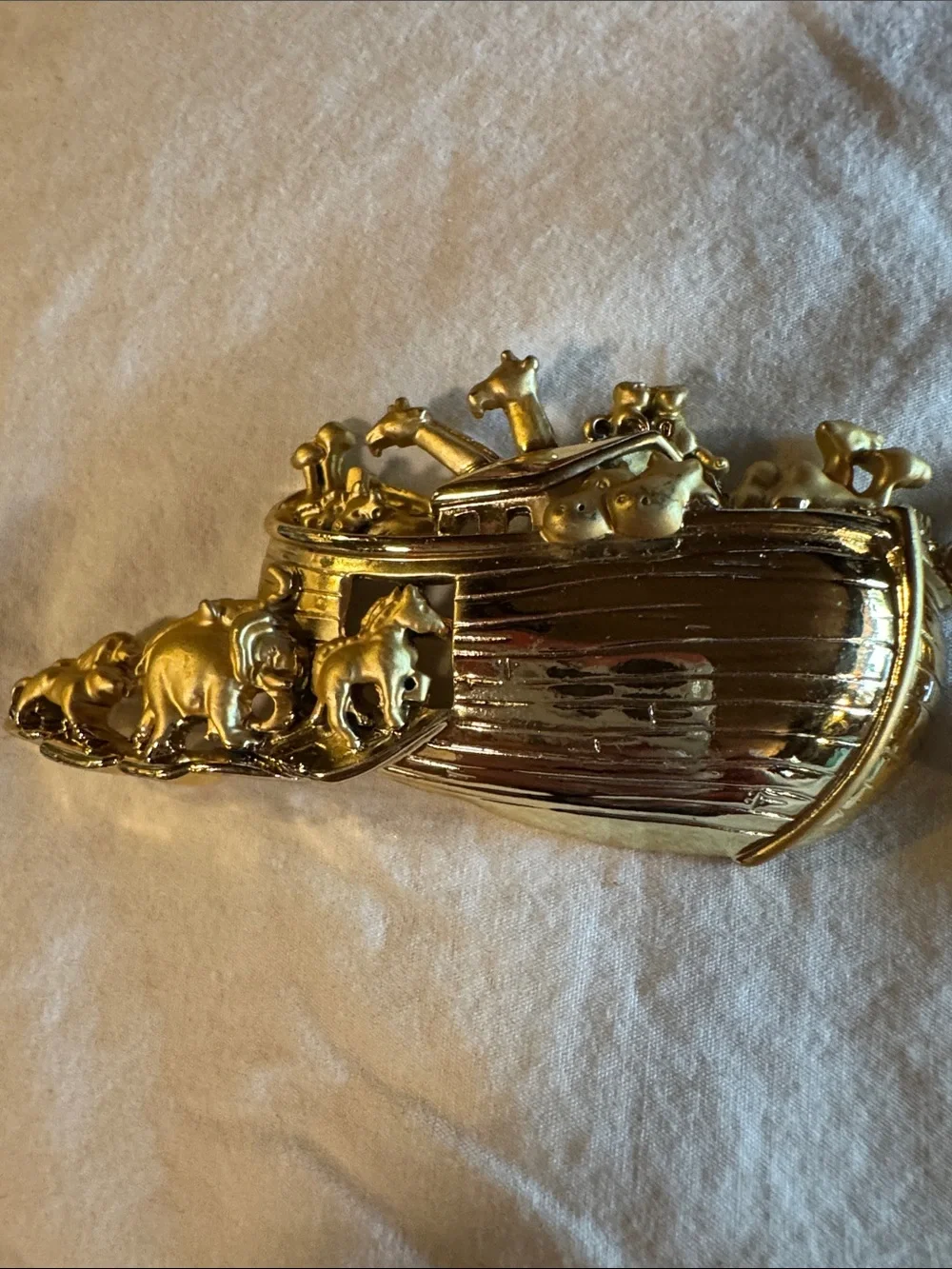 Noah’s Ark Scene Keychain by American Jewelry Chain Co. (AJC).